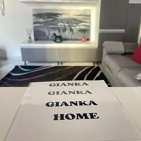 Gianka Διαμέρισμα *